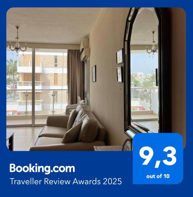 Beach Apartment Mackenzie, 拉纳卡 外观 照片