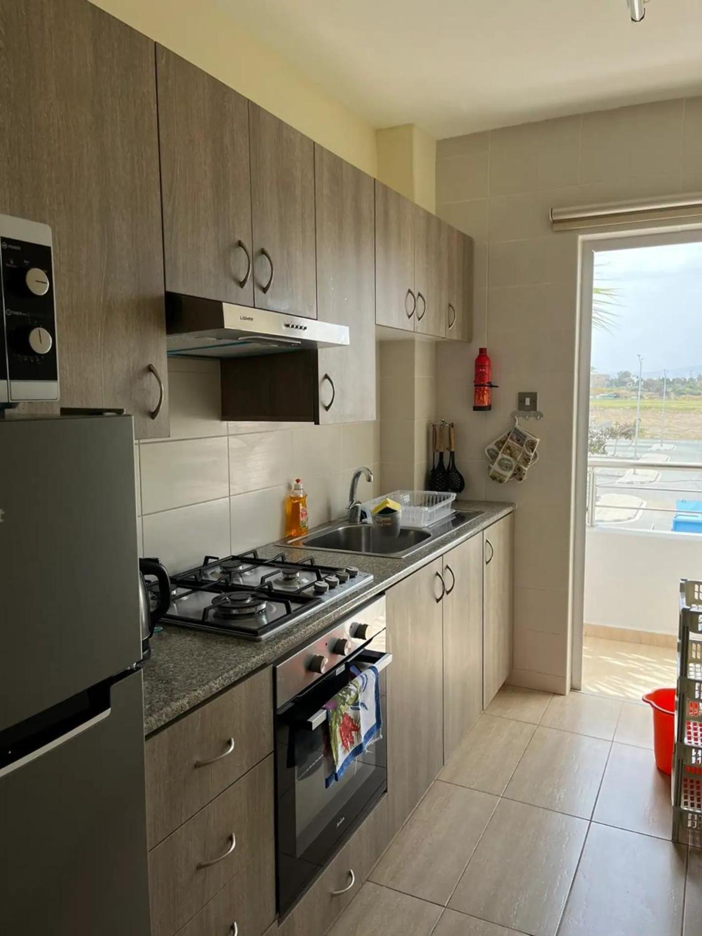 Beach Apartment Mackenzie, 拉纳卡 外观 照片