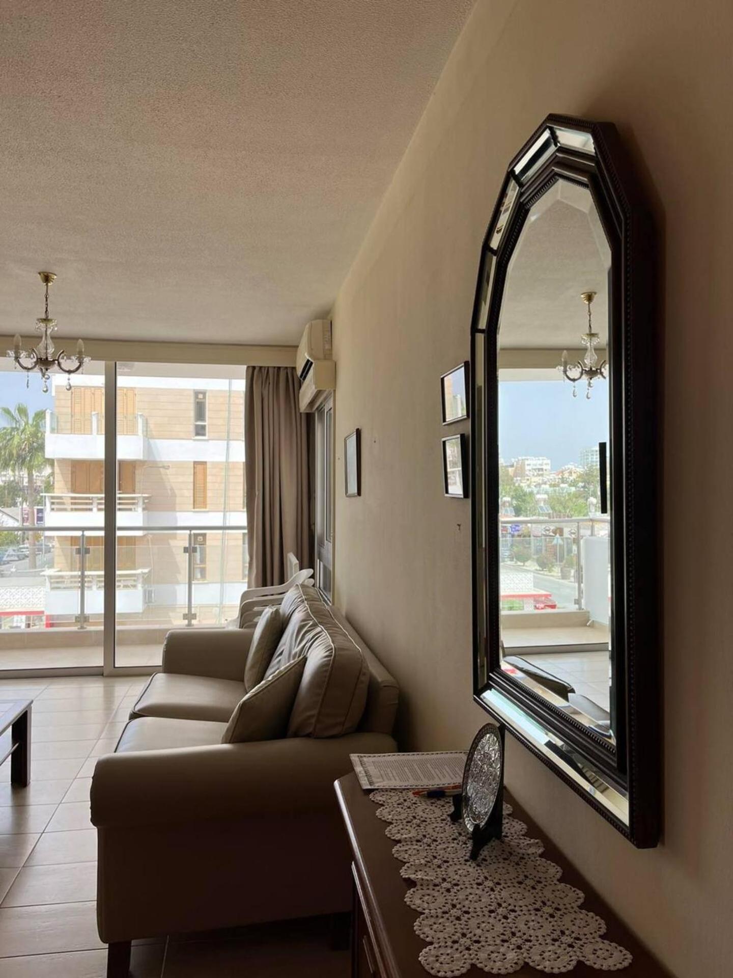 Beach Apartment Mackenzie, 拉纳卡 外观 照片